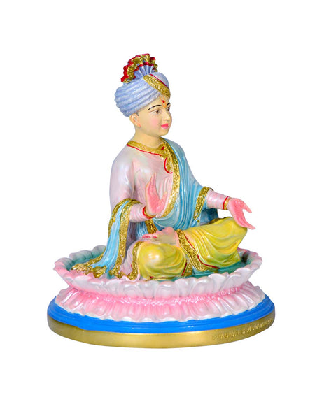 Sitting Murti of Shriji Maharaj - Retail Maharaj
