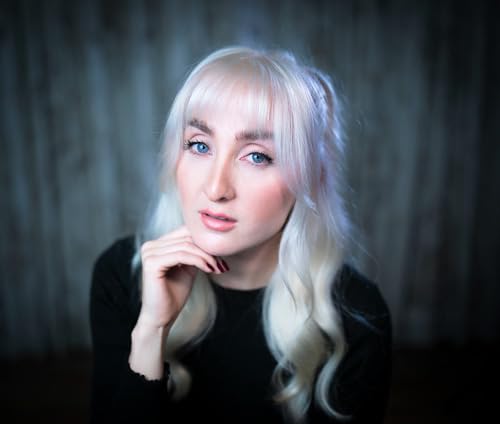 A Good Girl'S Guide To Murder (1) - A Good Girl'S Guide To - Retail Maharaj