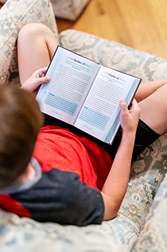 A Mindful Moment: 5-Minute Meditations and Devotions