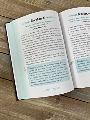 A Mindful Moment: 5-Minute Meditations and Devotions