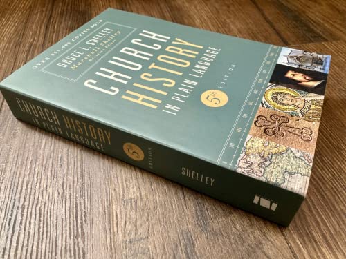 Church History in Plain Language, Fifth Edition: Why Jesus Still Matters in a World that Rejects the Bible - Retail Maharaj