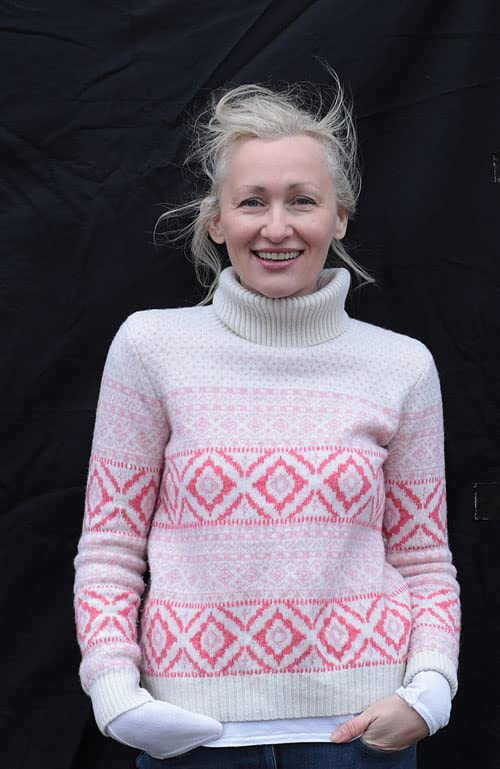 Dead to Her: The new gripping crime thriller book with a twist from the No. 1 Sunday Times bestselling author of Behind Her Eyes, now a Netflix sensation! - Retail Maharaj