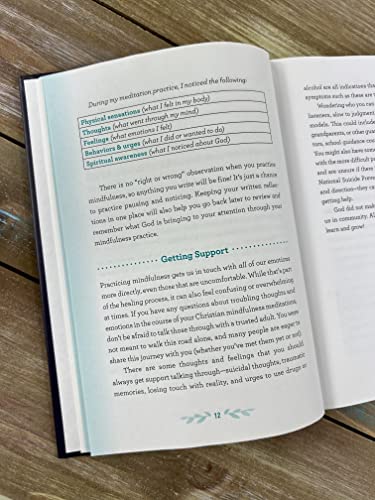 A Mindful Moment: 5-Minute Meditations and Devotions