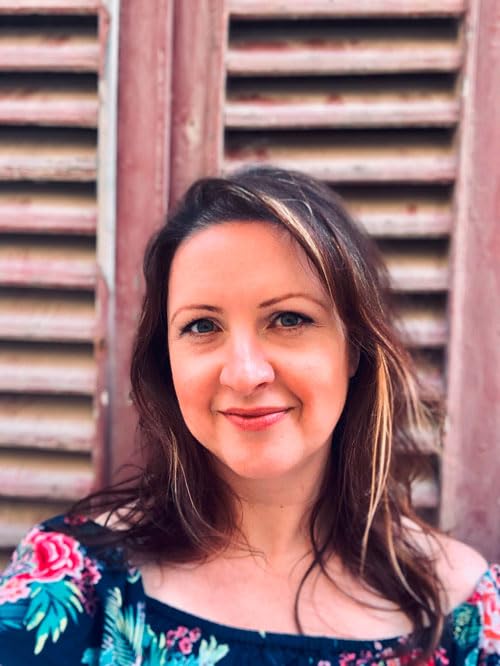 The Nesting: From the bestselling author comes a modern fairytale thriller with a gothic twist for 2021 - Retail Maharaj