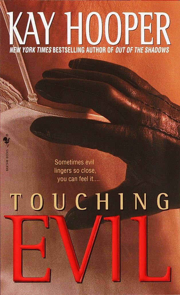 Touching Evil: A Bishop/Special Crimes Unit Novel: 4