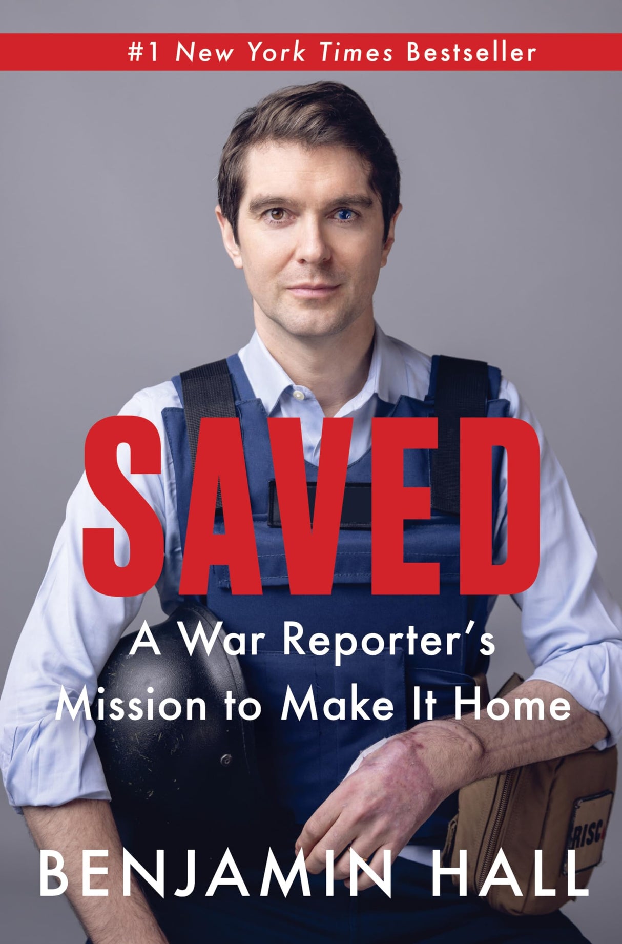 Saved : A War Reporter's Mission to Make It Home - Retail Maharaj