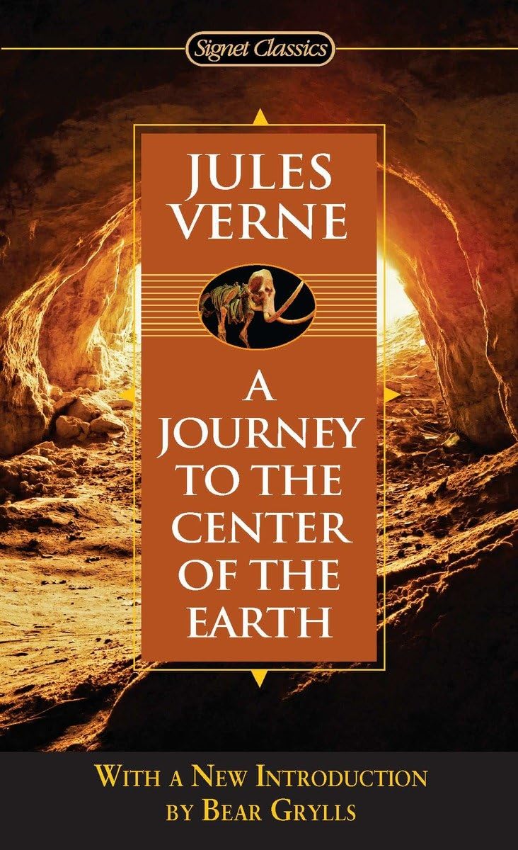 A Journey to the Center of the Earth (Extraordinary Voyages) - Retail Maharaj