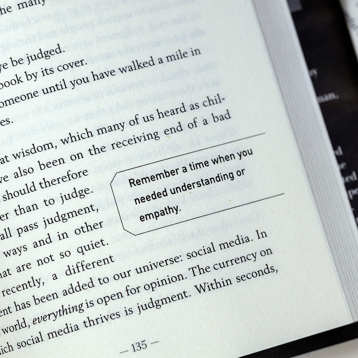 Lighthouse Effect: How Ordinary People Can Have an Extraordinary Impact in the World - Retail Maharaj