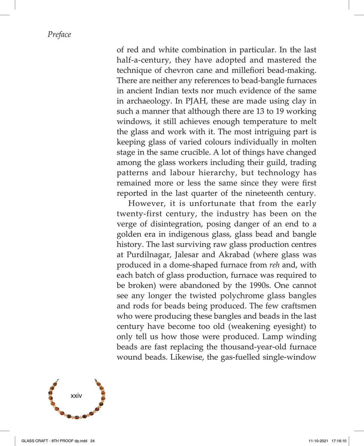 Glass Crafts in Northern India - Retail Maharaj