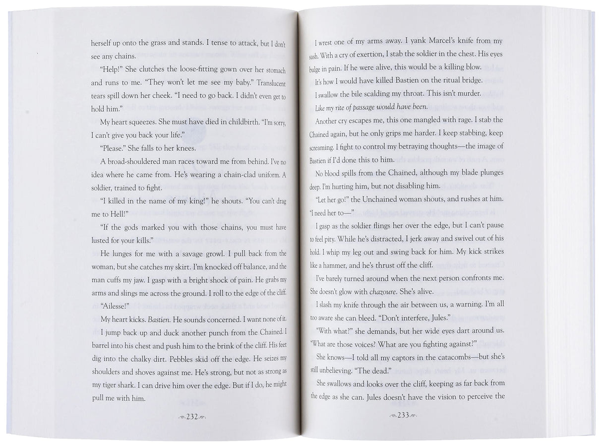 Bone Crier's Moon - Retail Maharaj