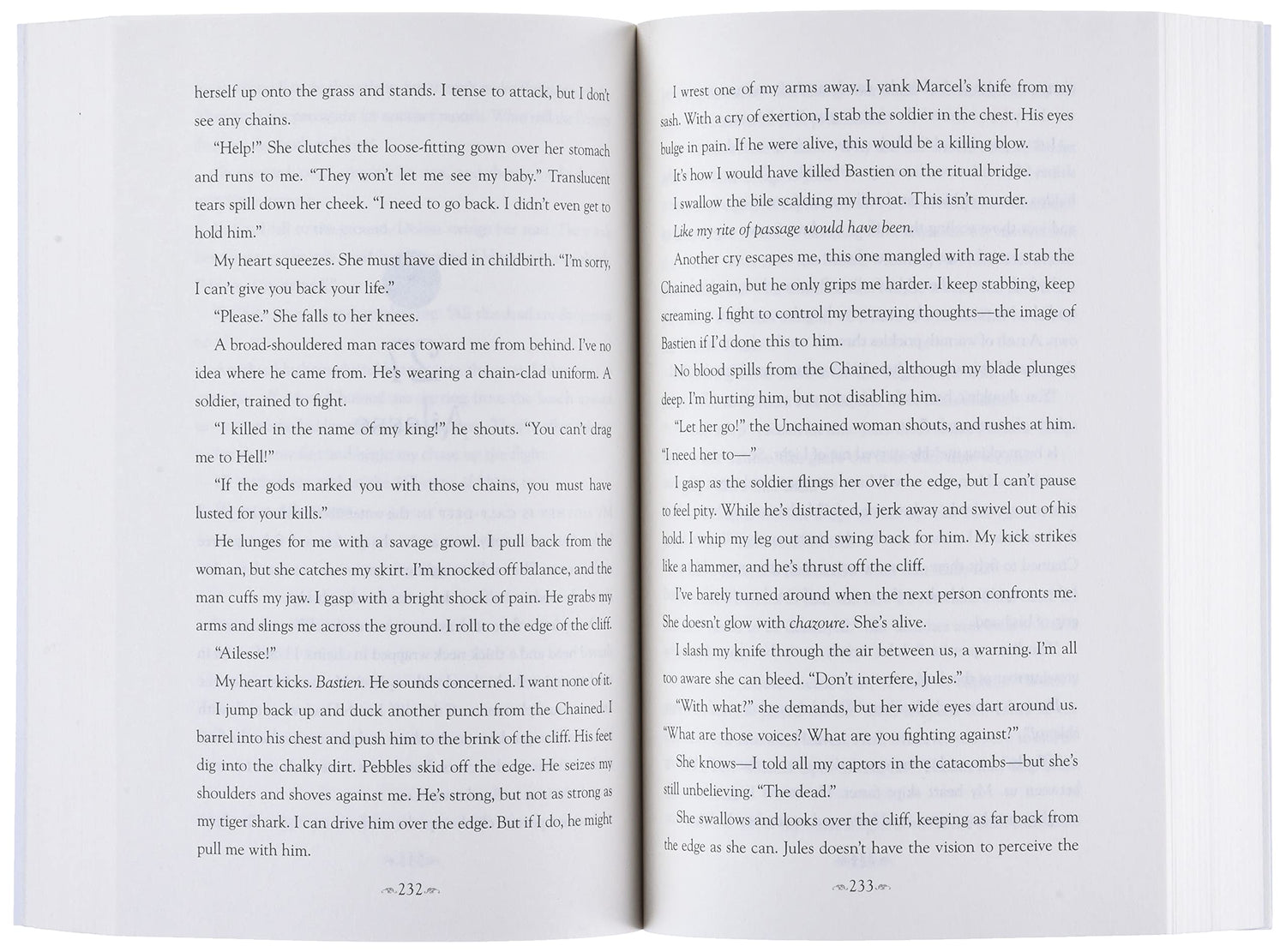 Bone Crier's Moon - Retail Maharaj