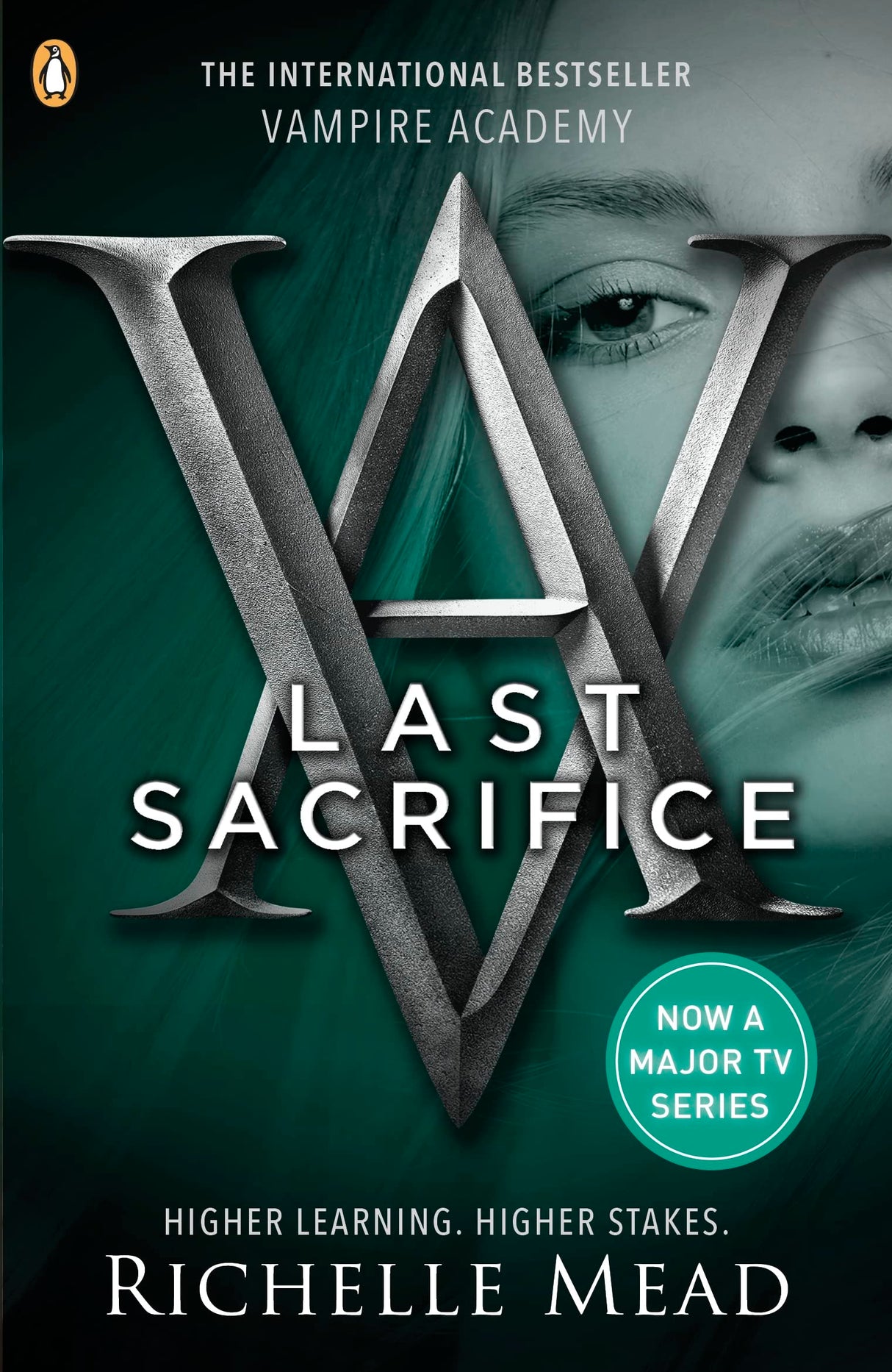 Vampire Academy: Last Sacrifice (book 6) - Retail Maharaj