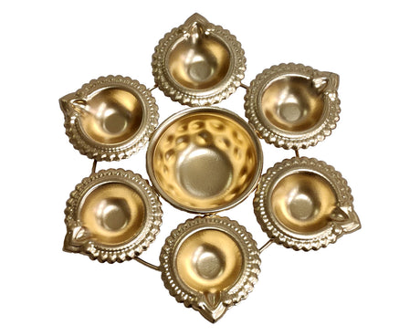 7-Diya Metal Urli – Traditional Decorative Diya for Spiritual and Festive Occasions - Retail Maharaj