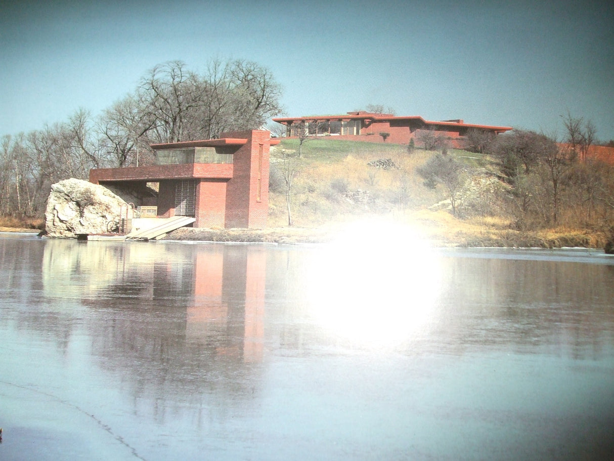 Frank Lloyd Wright - Retail Maharaj