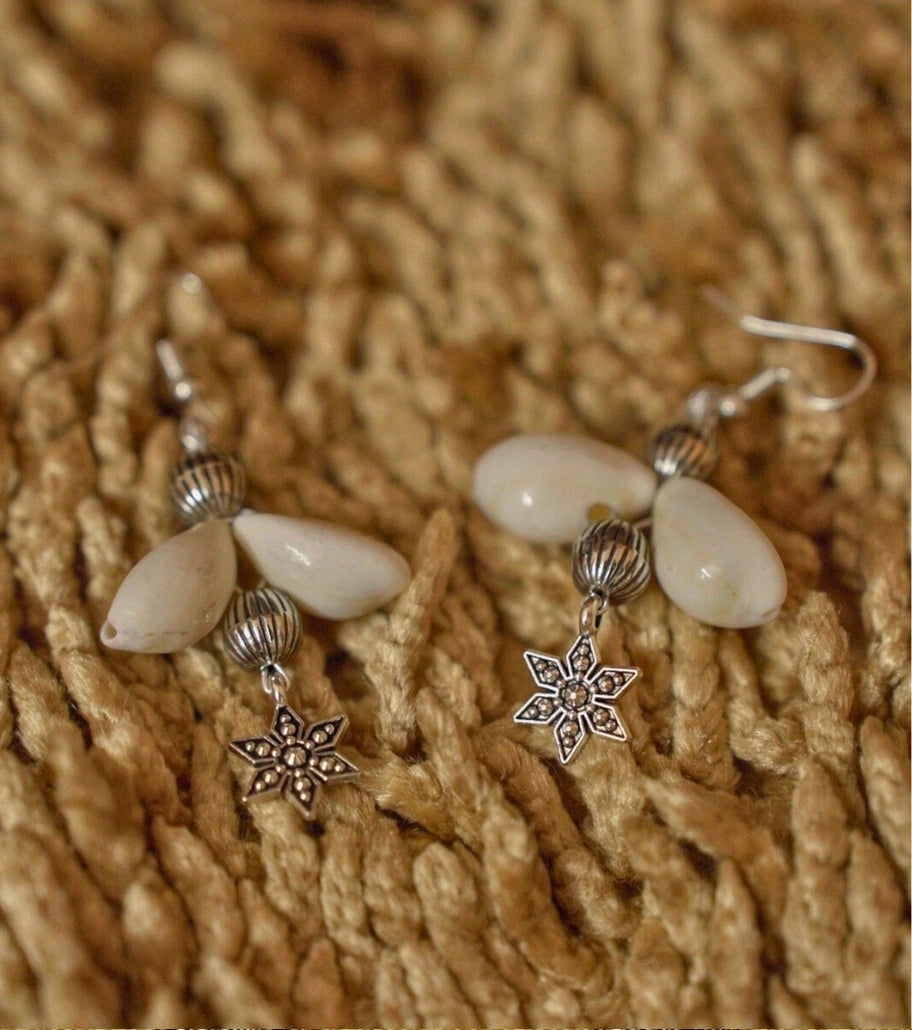 Radha-Krishna Cowrie Harmony Necklace Set - Oxidized Pendant with Fabric Beads, Cowrie Shells & Tribal Charms - Retail Maharaj