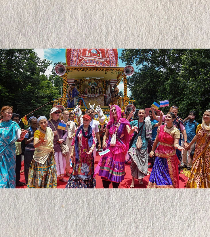 Rath Yatra – Kolkata, West Bengal by Sayantan Sengupta - Retail Maharaj