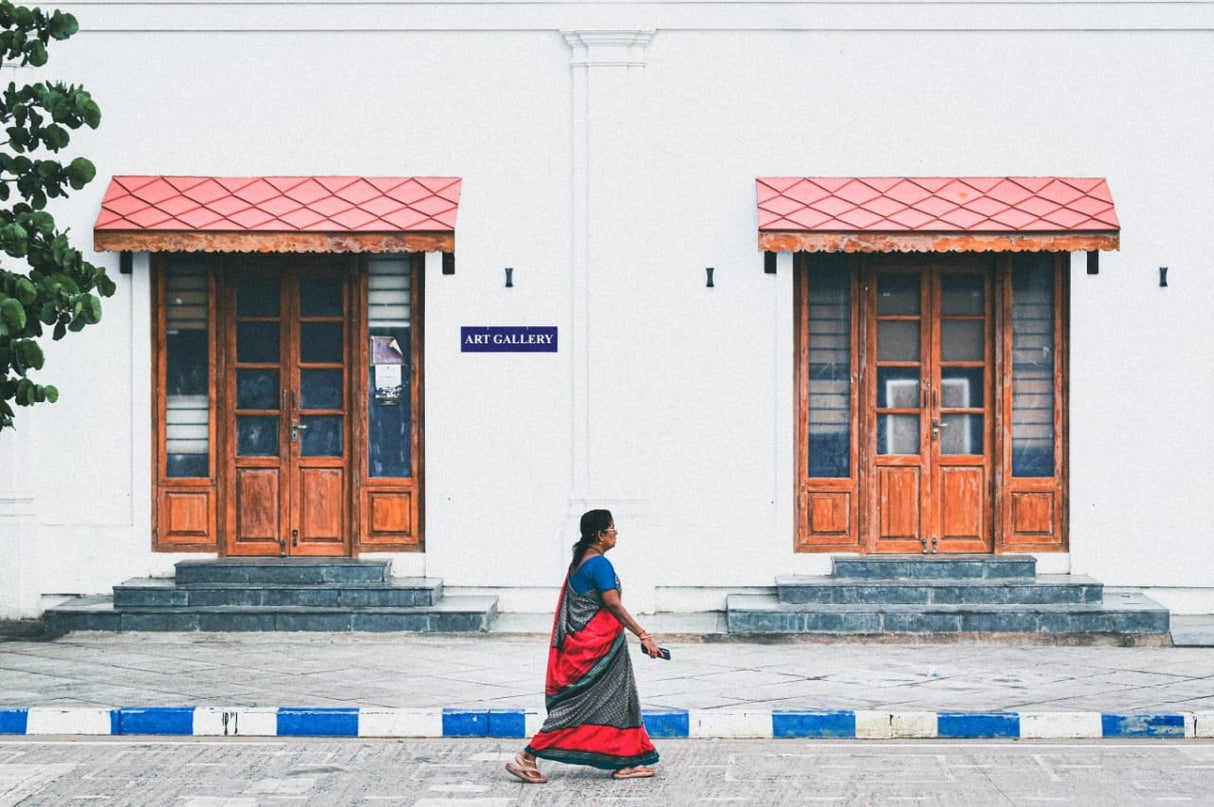 Strolls of Stillness: The Quiet Narrative of Everyday Life - Retail Maharaj