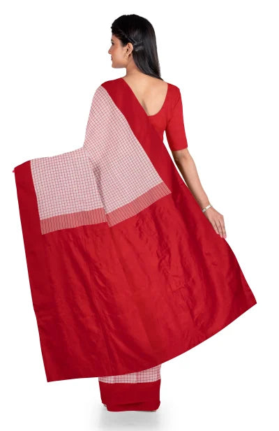 Cotton Cutshuttle Saree in Red and White - Retail Maharaj
