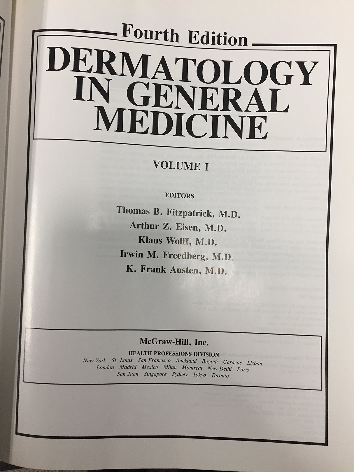 Dermatology in General Medicine: 001 - Retail Maharaj