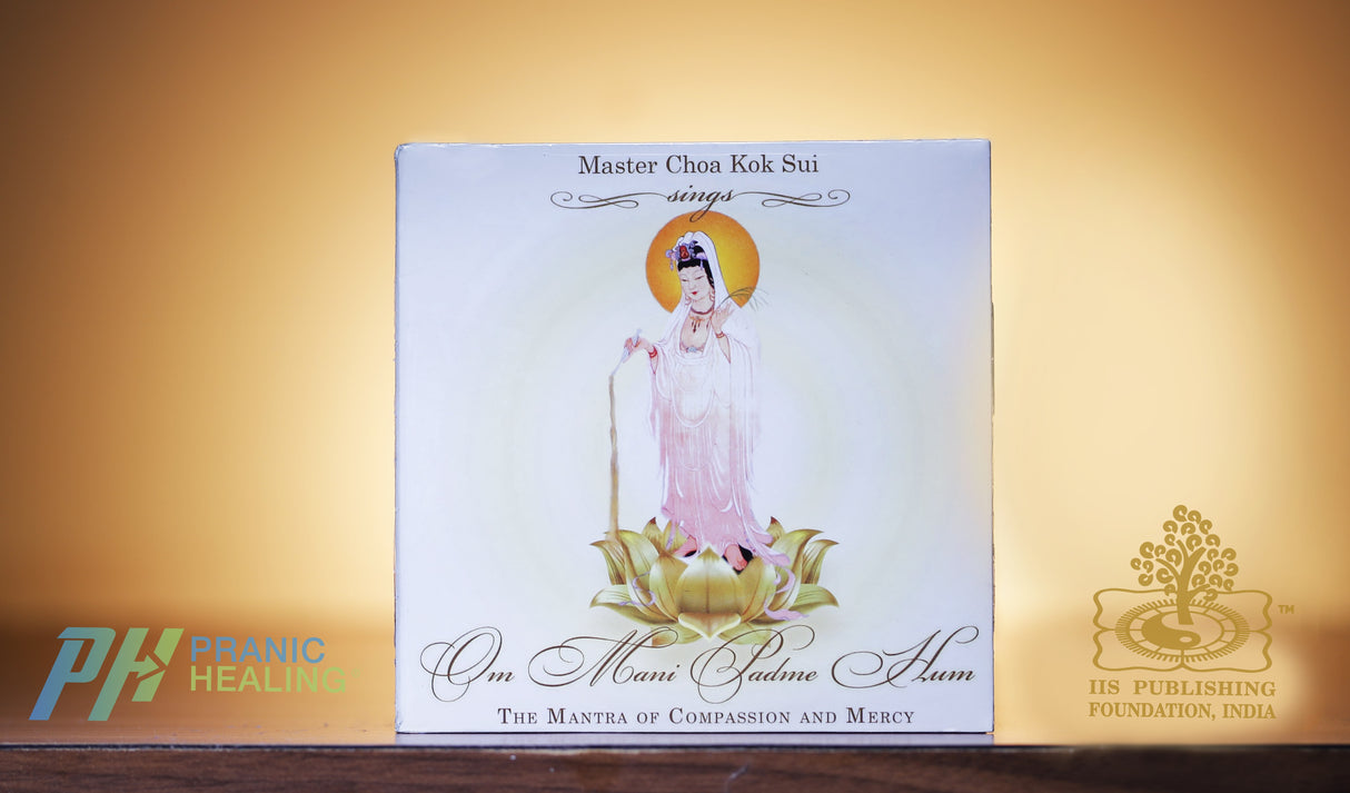 Grand Master Choa Kok Sui sings Om Mani Padme Hum - Retail Maharaj