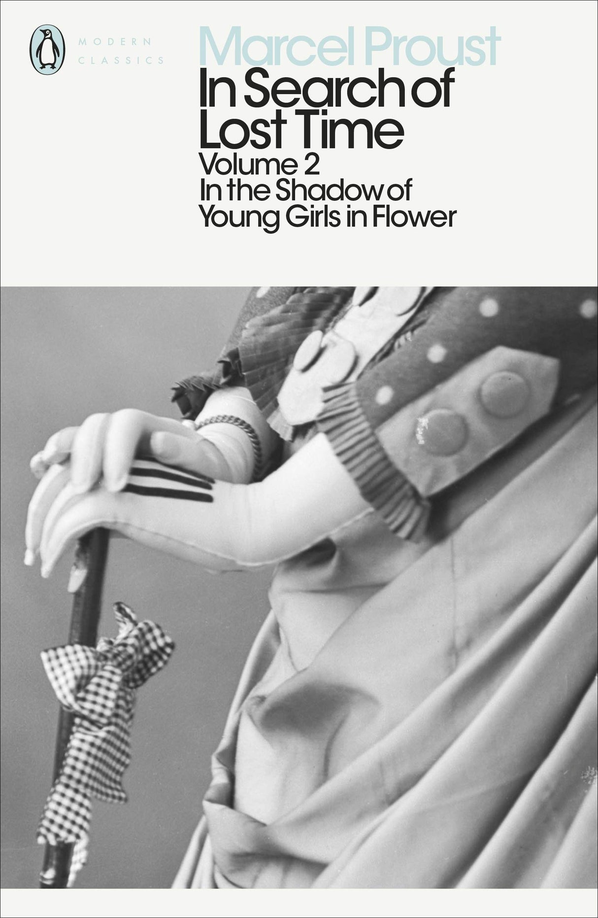 ISLT VL 2 : In the Shadow of Young Girls: In the Shadow of Young Girls in Flower (Penguin Modern Classics) - Retail Maharaj