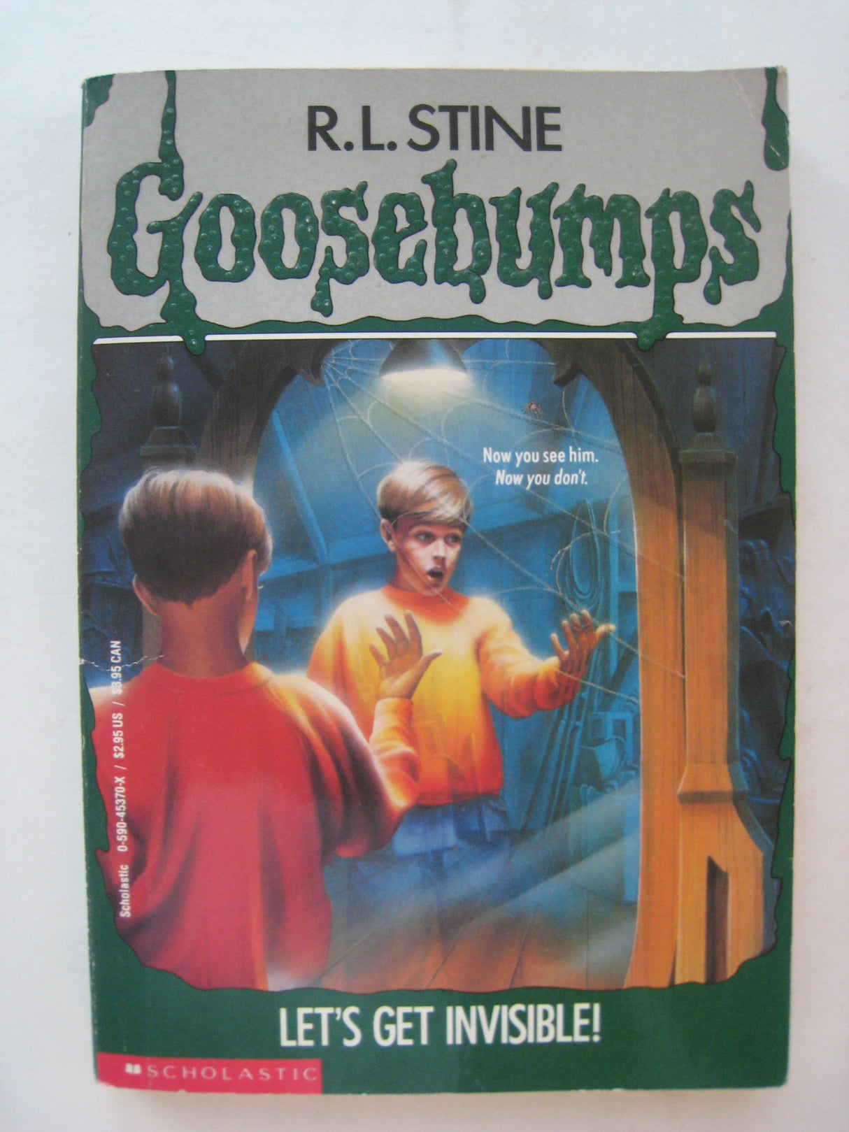 GB #06 LETS GET INVISIBLE R.L. Stine - Retail Maharaj