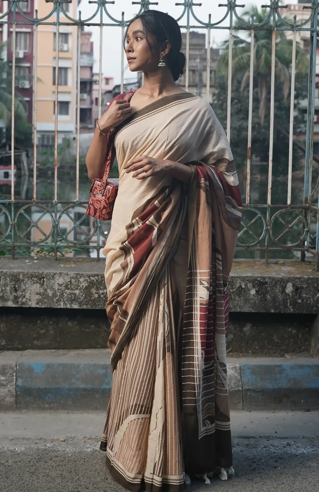 Handwoven Muslin Cotton Saree – Prints in Rust - Retail Maharaj