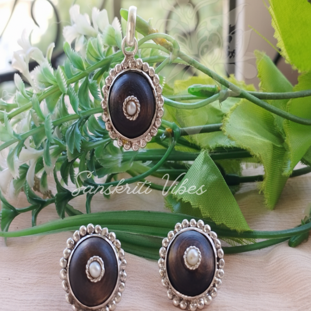 Silver Chain Tulsi Pendant with Tulsi Earrings Set Spiritual Jewelry for Devotion – Classic/Premium/Trendy