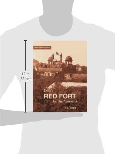 Dilli's Red Fort By the Yamuna