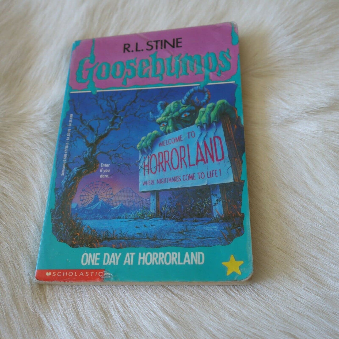 GB #16 ONE DAY AT HORRORLAND