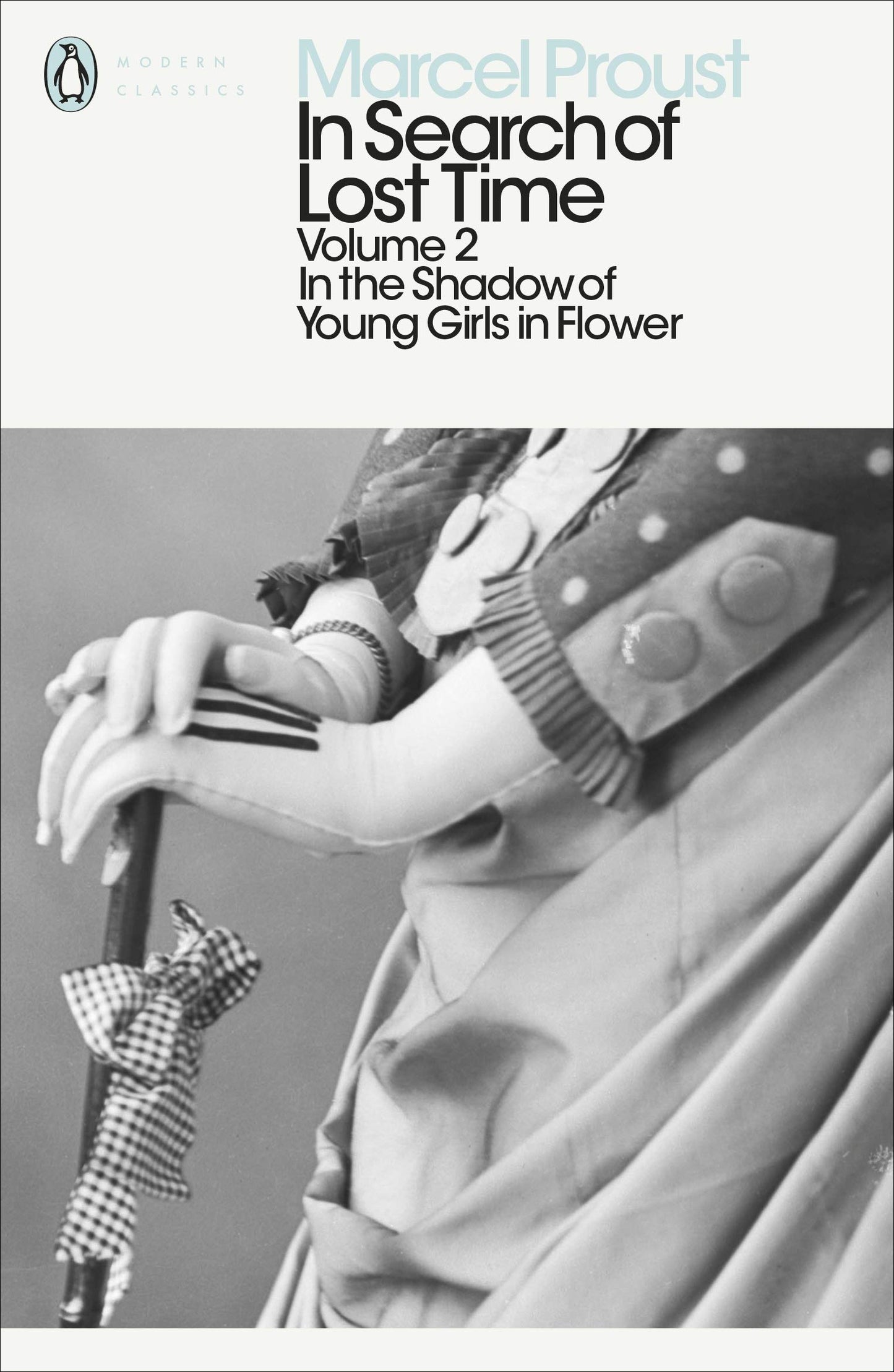 ISLT VL 2 : In the Shadow of Young Girls: In the Shadow of Young Girls in Flower (Penguin Modern Classics)