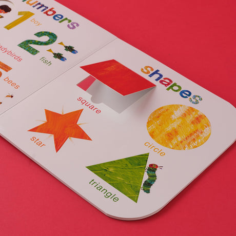 Touch and Feel Playbook (The Very Hungry Caterpillar) [Paperback] Eric Carle - Retail Maharaj