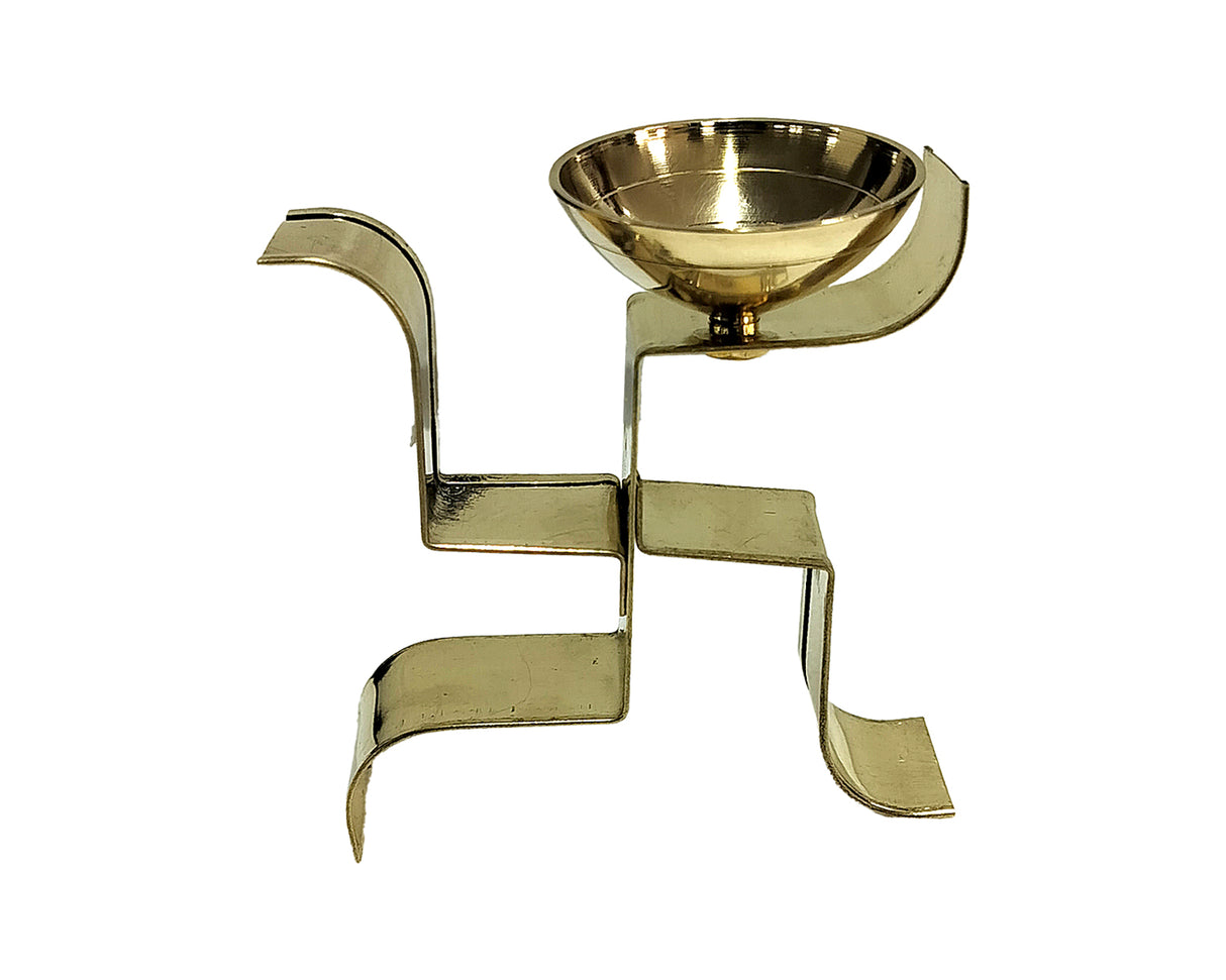 Arti Single Diya – Swastik Metal Diya for Spiritual Rituals