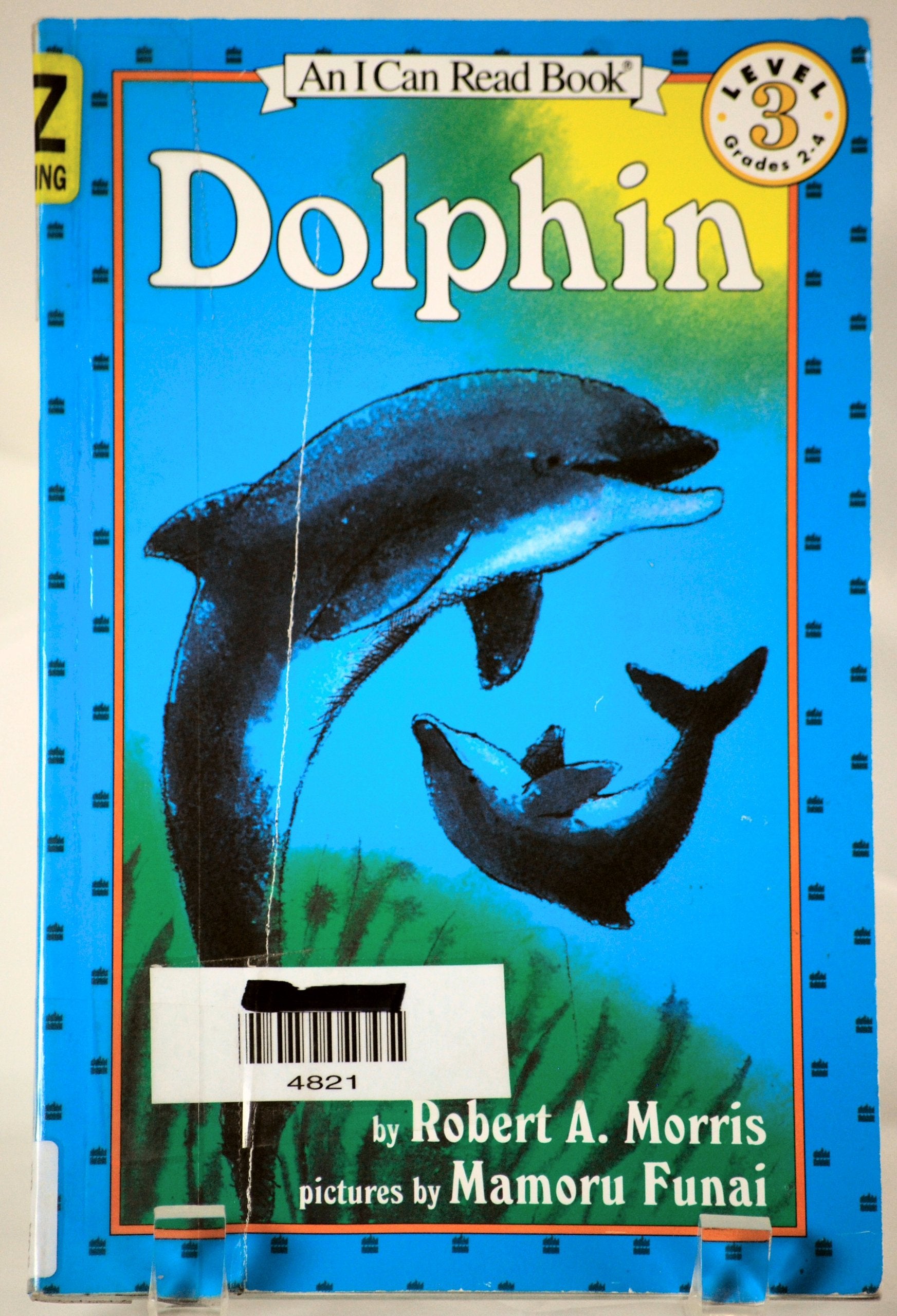 Dolphin (I Can Read Level 3)