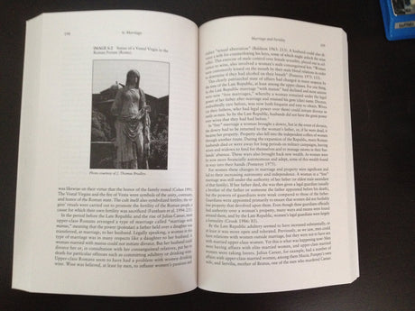 Kinship and Gender, 5th Edition: An Introduction - Retail Maharaj