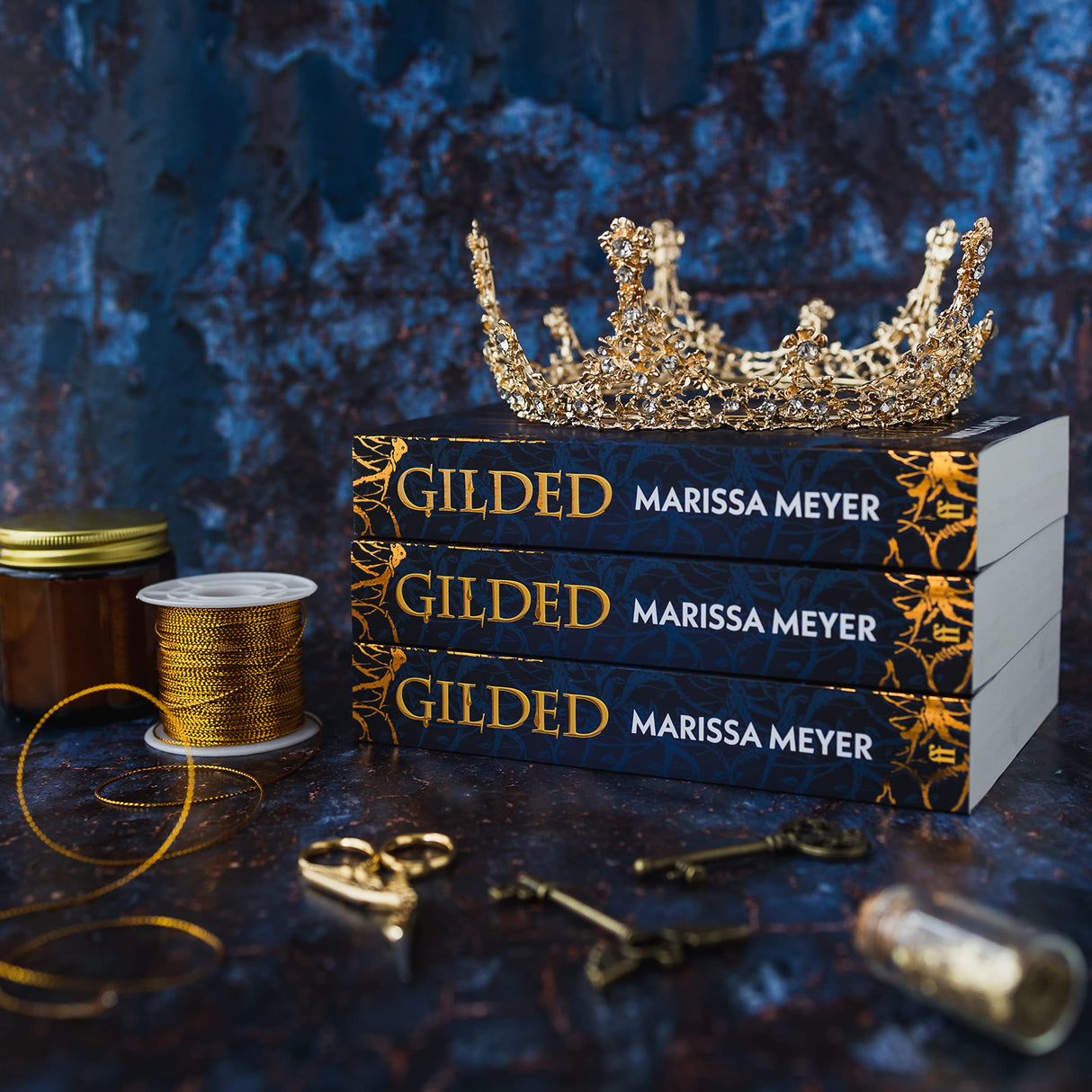 Gilded: 'The queen of fairy-tale retellings!' Booklist