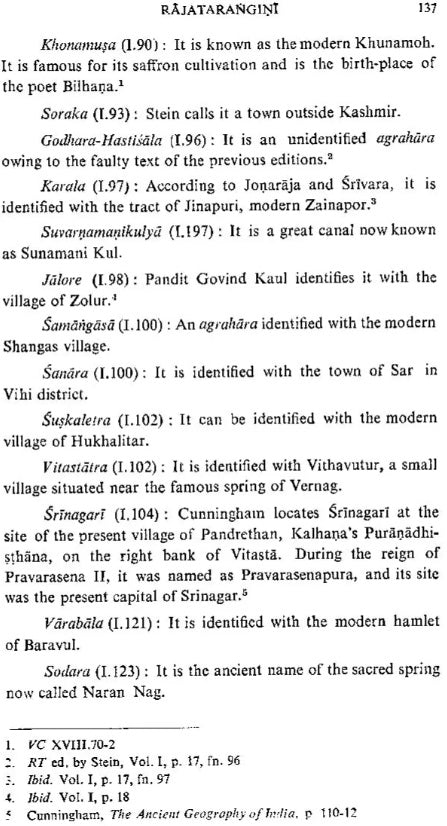 Historical Mahakavyas In Sanskrit: Eleventh to Fifteenth Century A.D (An Old and Rare Book)