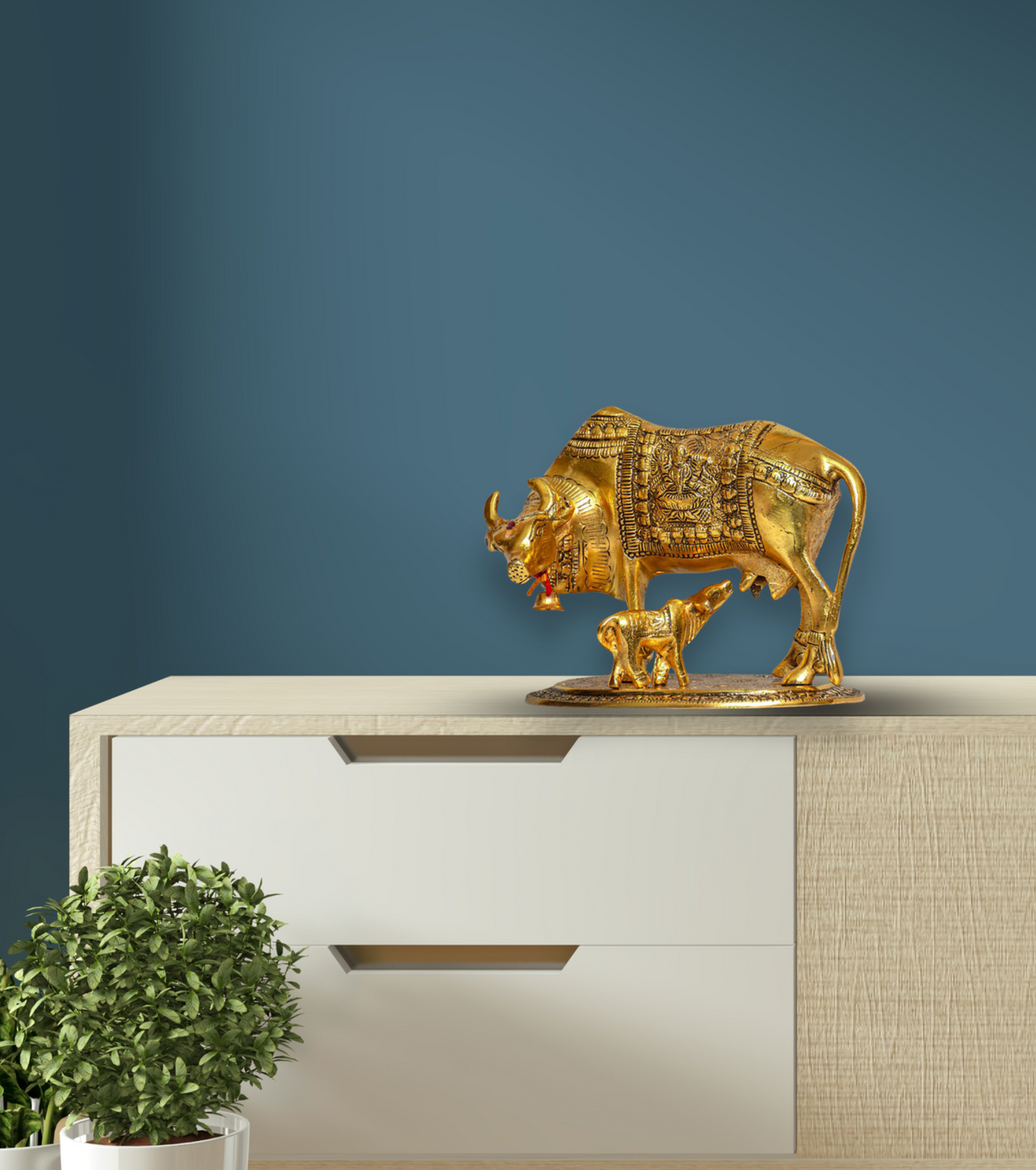 Kamadhenu Cow with Calf – Handcrafted Brass Idol for Prosperity, Protection & Sacred Décor