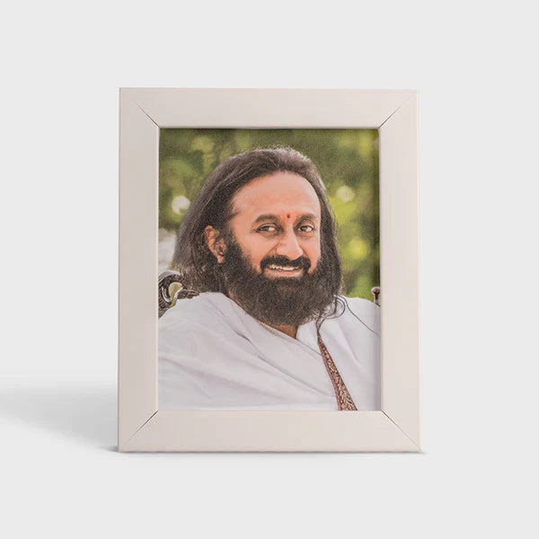 Photo Frame  – 4 x 5 Inch Premium Frame featuring Gurudev Sri Sri Ravi Shankar, available in Black, White, Cream, Gold, and Black & White colors.