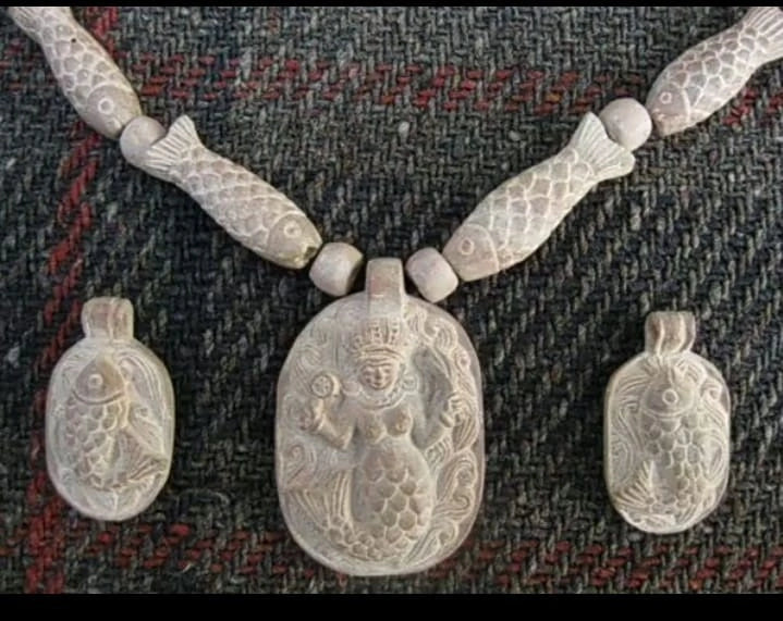 Soapstone Carving – Mermaid Pendant Set (Matsyakanya) from Odisha – Tribal Folk Jewelry
