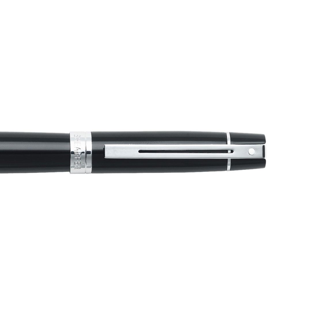Sheaffer 300 Rollerball Pen Glossy Black with Chrome-Plated Trim
