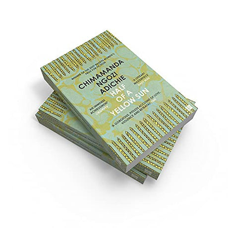 Half of a Yellow Sun [Paperback] Ngozi Adichie, Chimamanda - Retail Maharaj