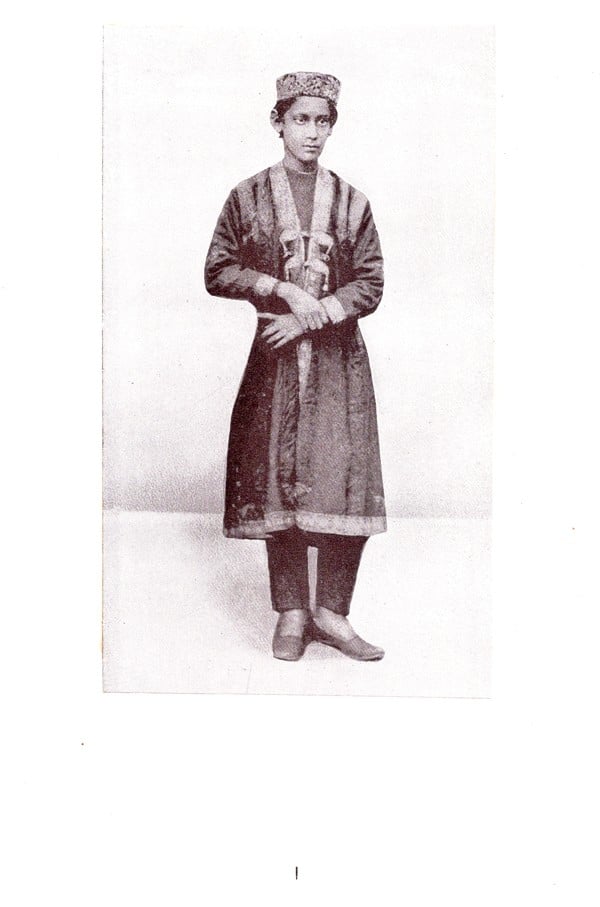 25 Portraits of Rabindranath Tagore (An Old Book) - Retail Maharaj