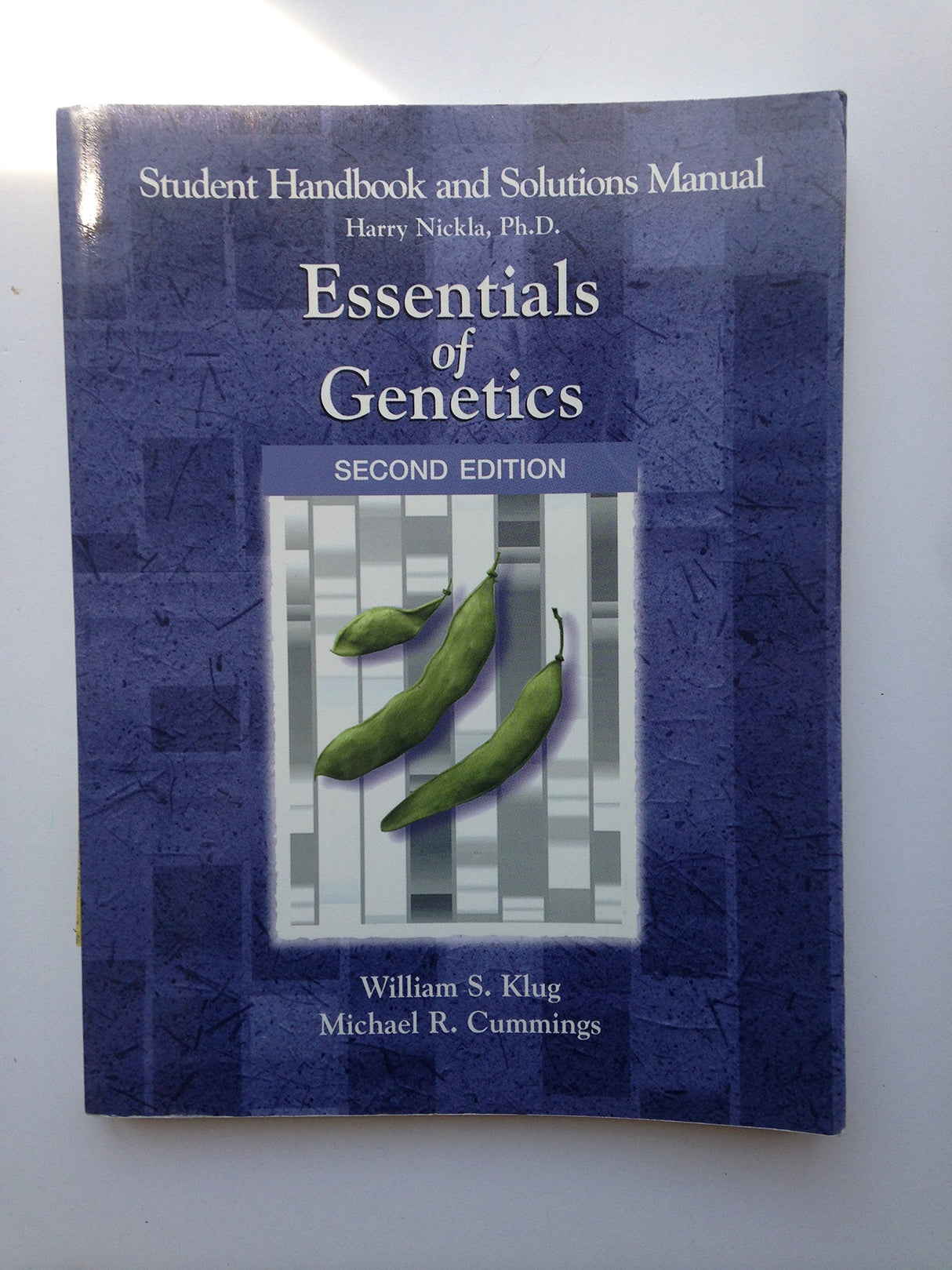 Essentials in Genetics - Retail Maharaj