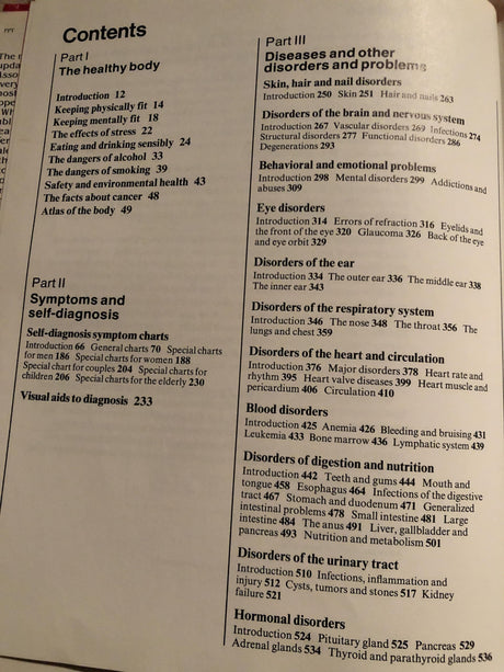 American Medical Association Family Medical Guide - Retail Maharaj