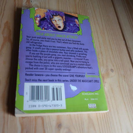 Beware of the Purple Peanut Butter (Give Yourself Goosebumps - 6) [Paperback] R.L. Stine - Retail Maharaj