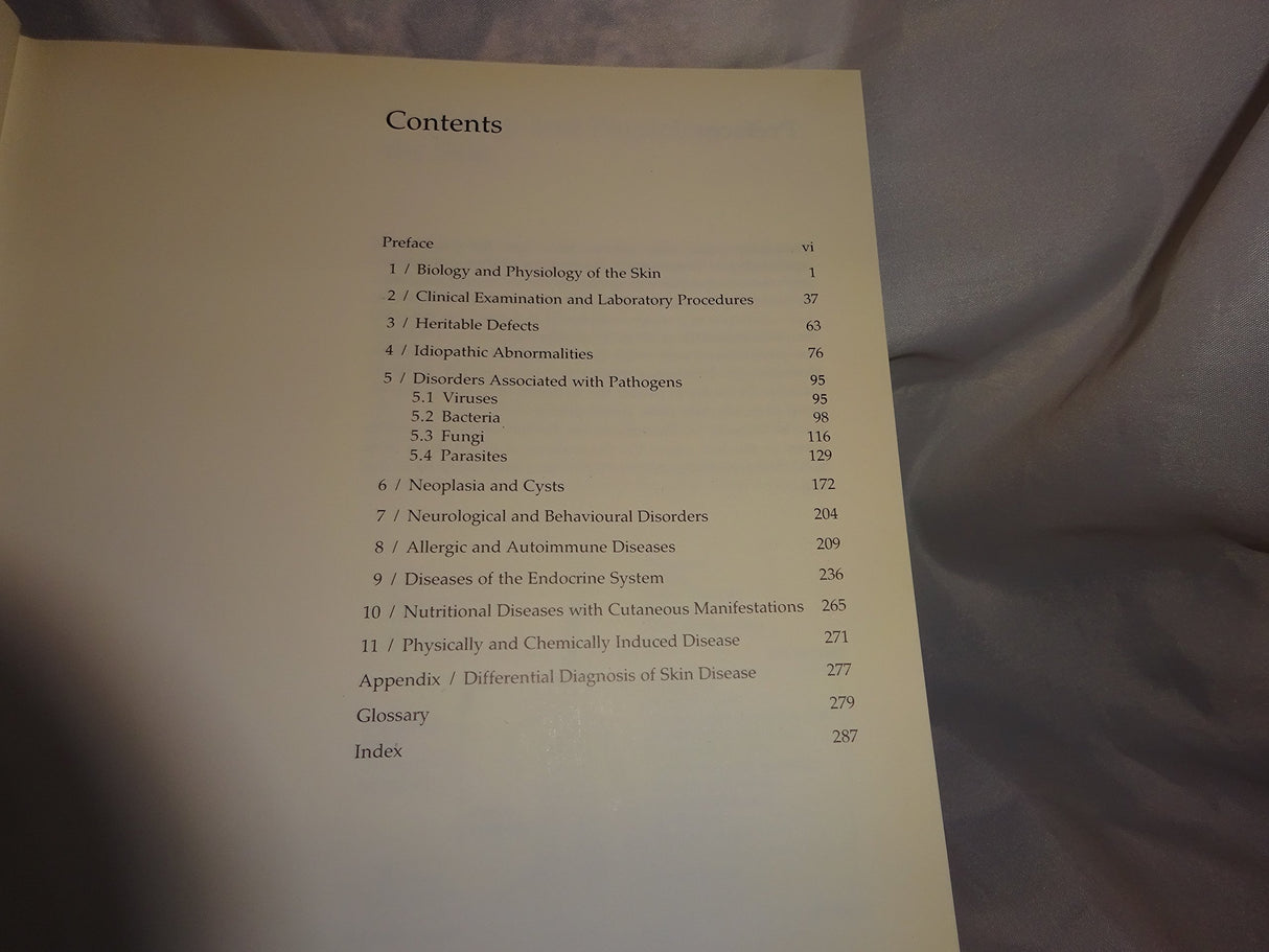 Canine and Feline Dermatology: Vol 31 (9) (The journal of small animal practice) - Retail Maharaj